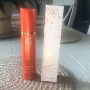 Arbonne Re9 Advanced Extra Moisture Restorative Day Creme